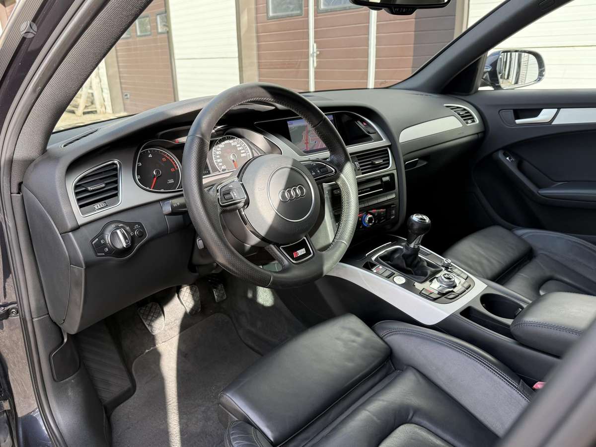 Audi A4 2014 — photo 19