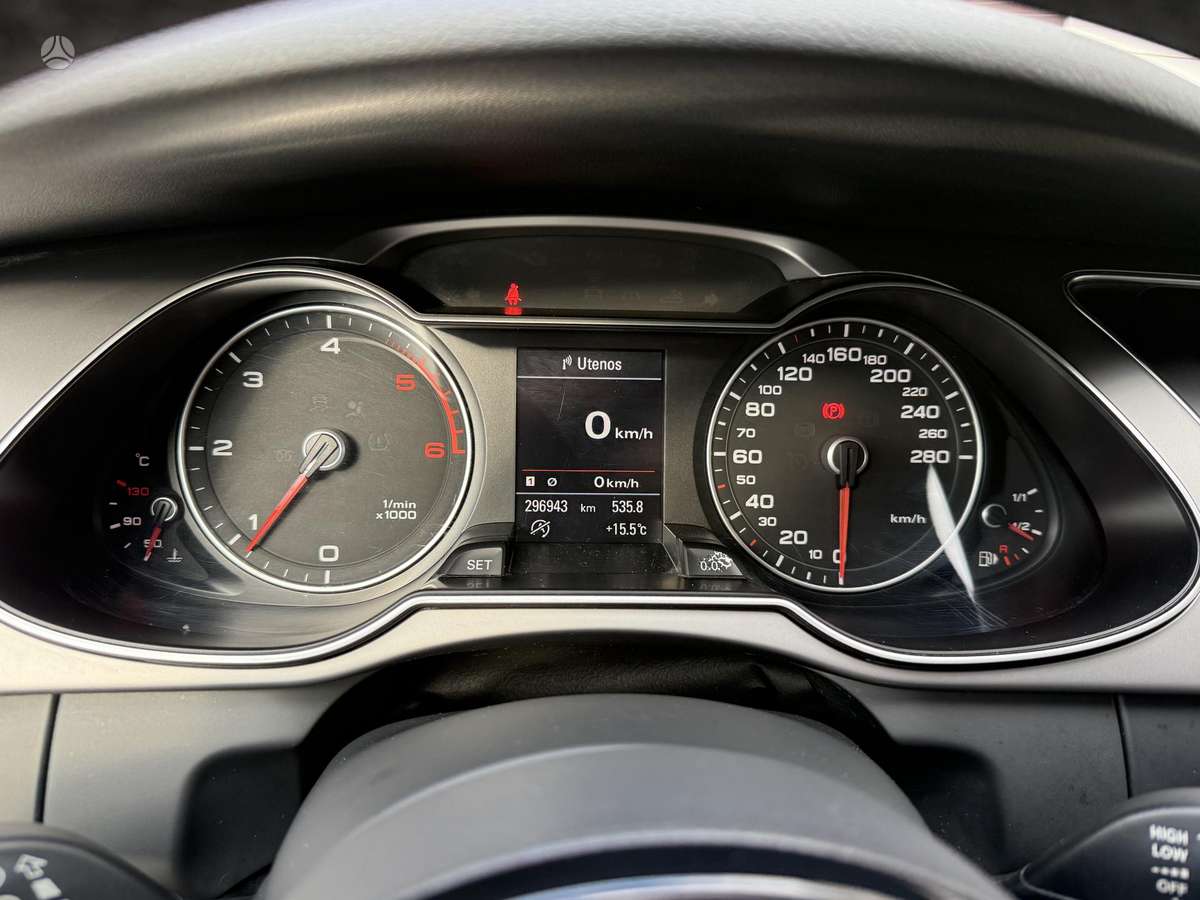 Audi A4 2014 — photo 22