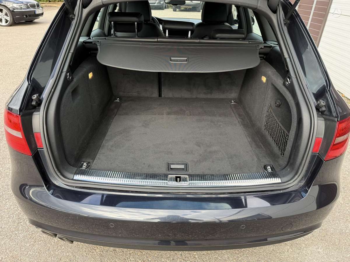 Audi A4 2014 — photo 28