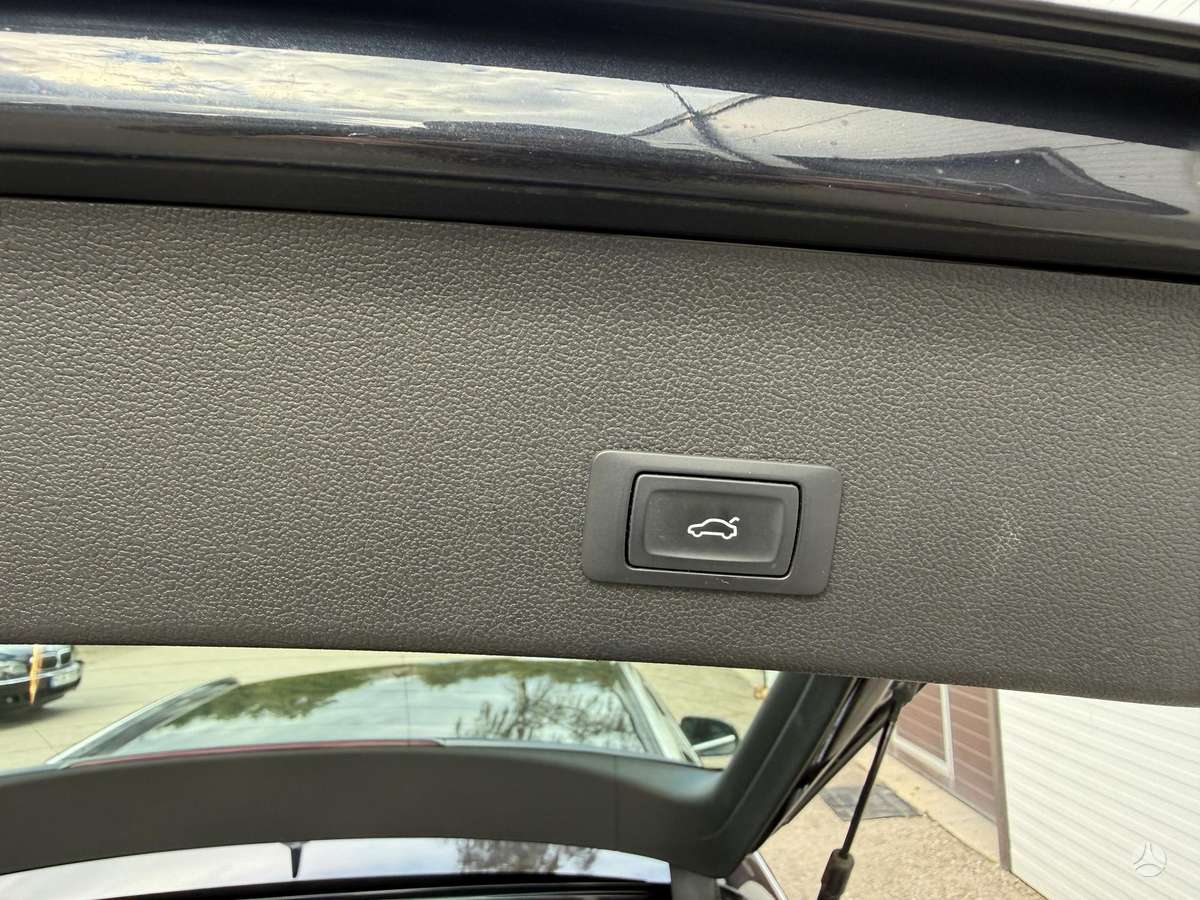 Audi A4 2014 — photo 30