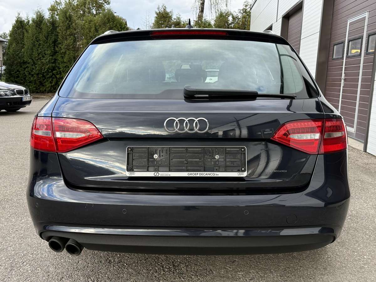 Audi A4 2014 — photo 8