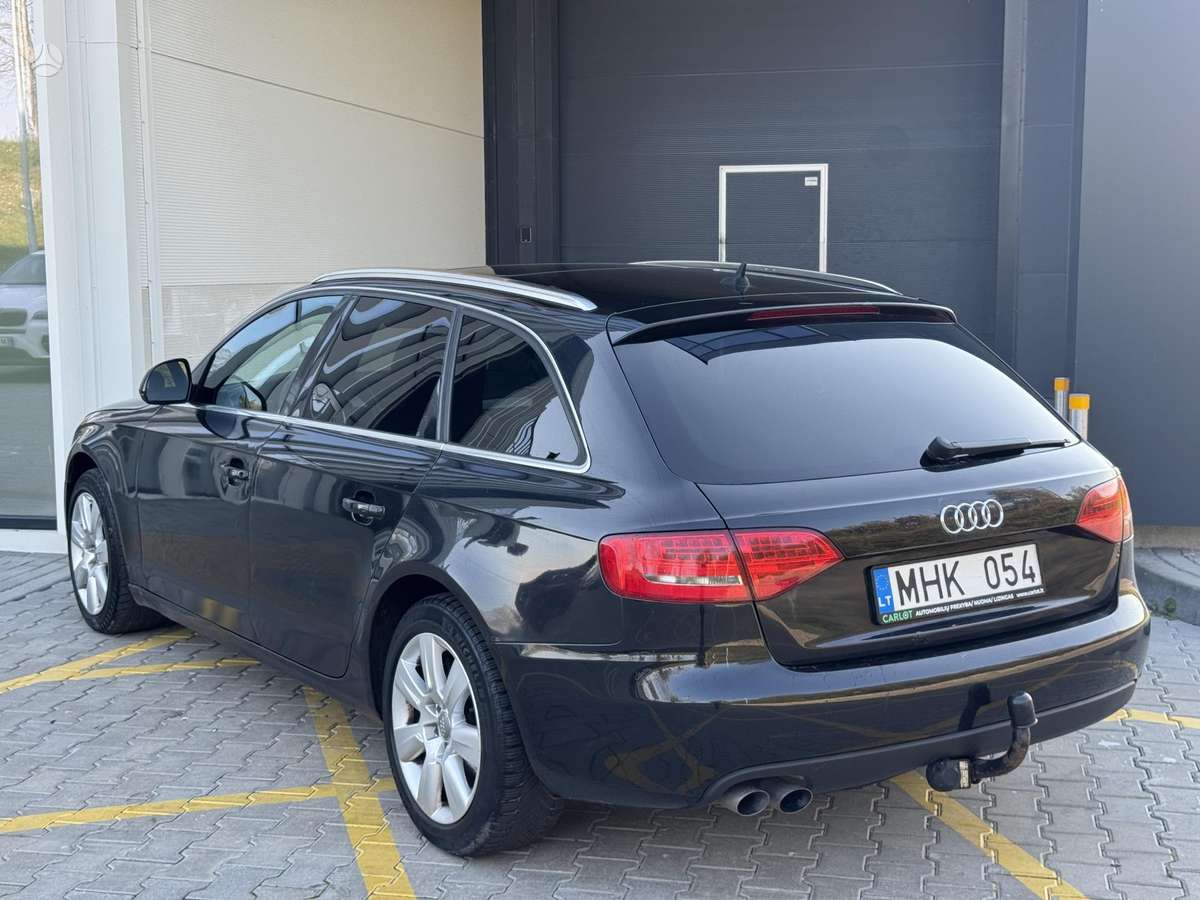 Audi A4 2010 — engine 1968 cm³, 143 HP (105kW)