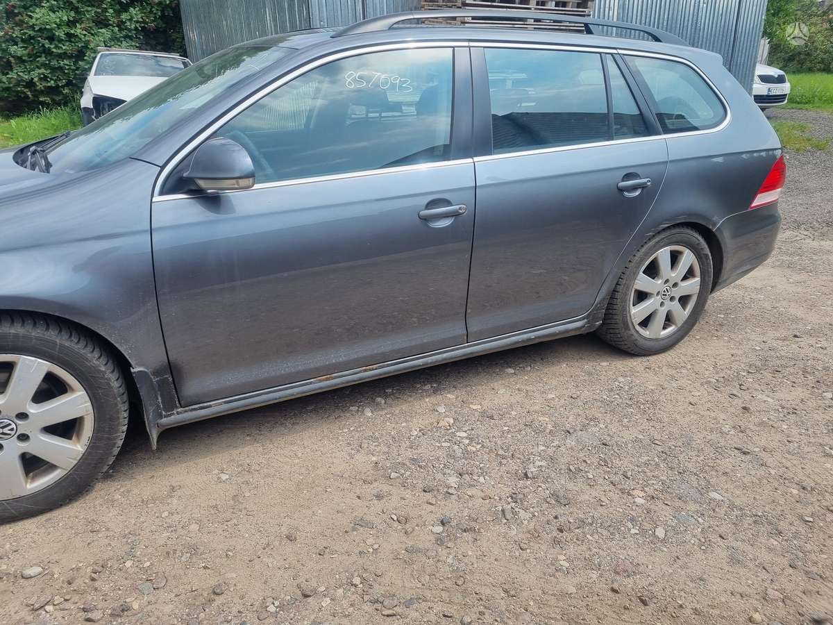 Volkswagen Golf 2009 — двигун 1390 cm³, 122 HP (90kW)