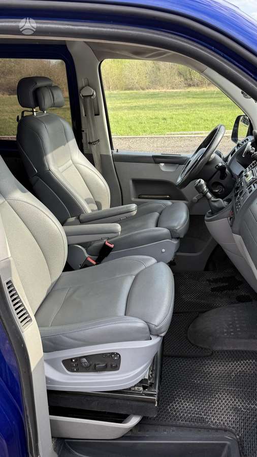 Volkswagen Transporter 2004 — photo 7