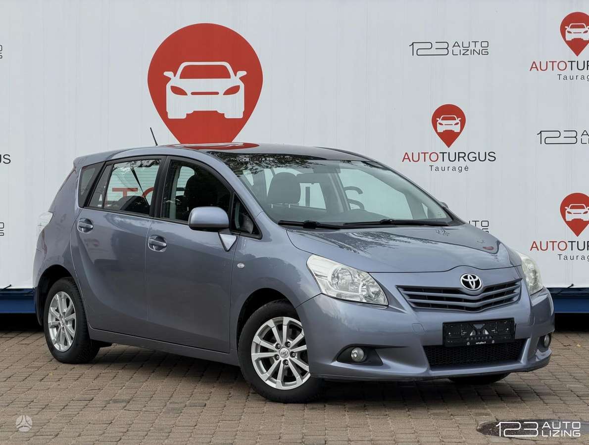 Toyota Verso 2010 — двигун 2000 cm³, 126 HP (93kW)