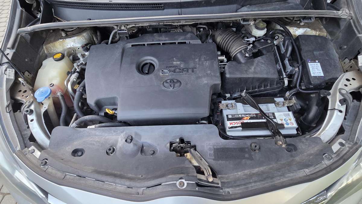 Toyota Verso 2014 — photo 14