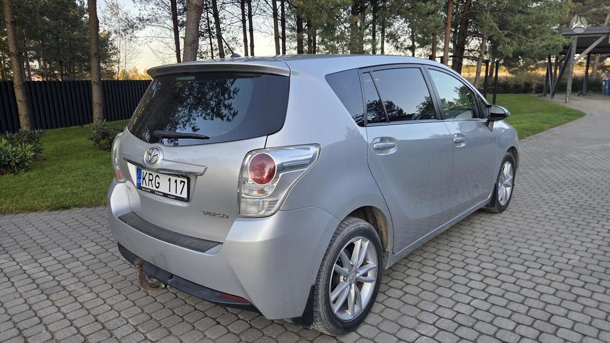 Toyota Verso 2014 — photo 7