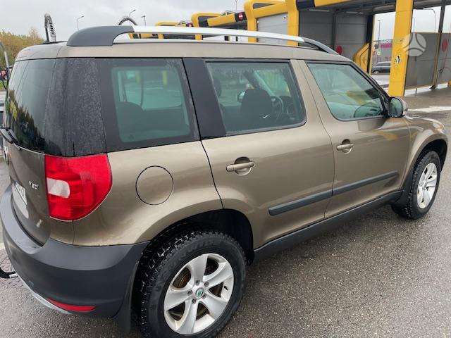 Skoda Yeti 2012 — engine 1968 cm³