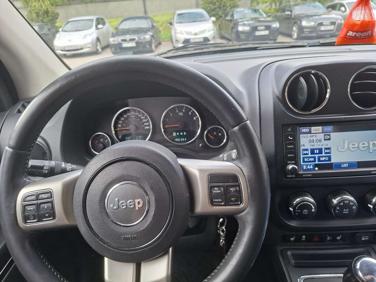 Jeep Compass 2012 — photo 5