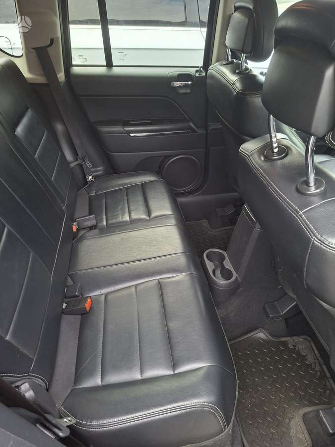 Jeep Compass 2012 — photo 7