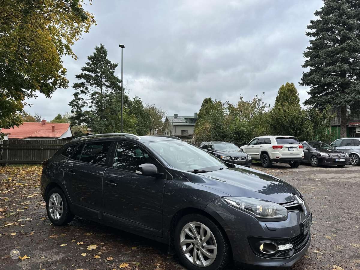 Renault Megane 2015 — photo 12