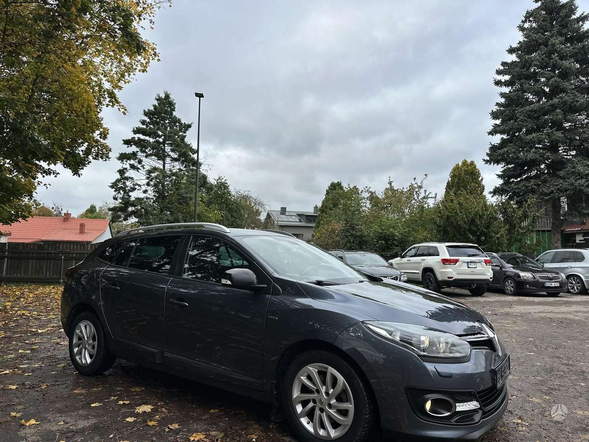 Renault Megane 2015 — photo 13