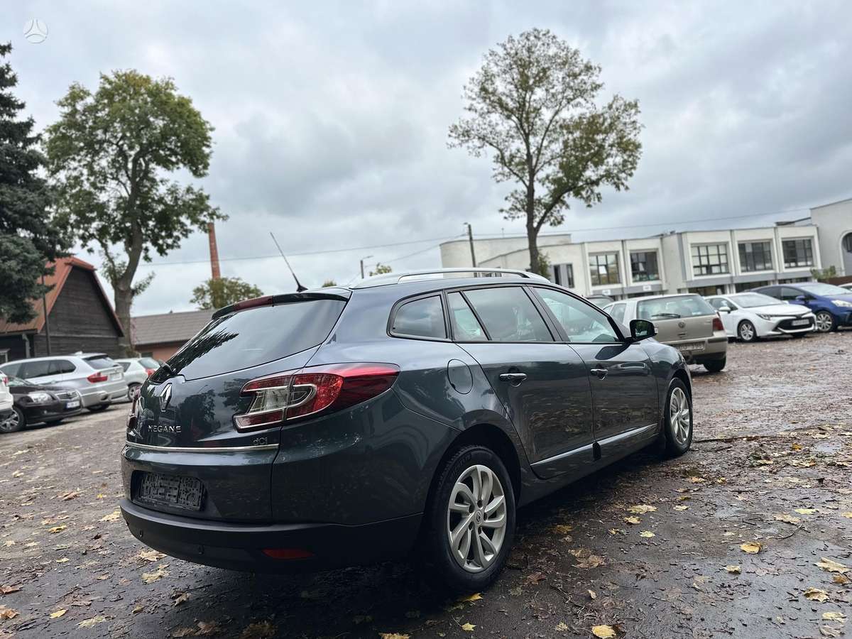 Renault Megane 2015 — photo 15
