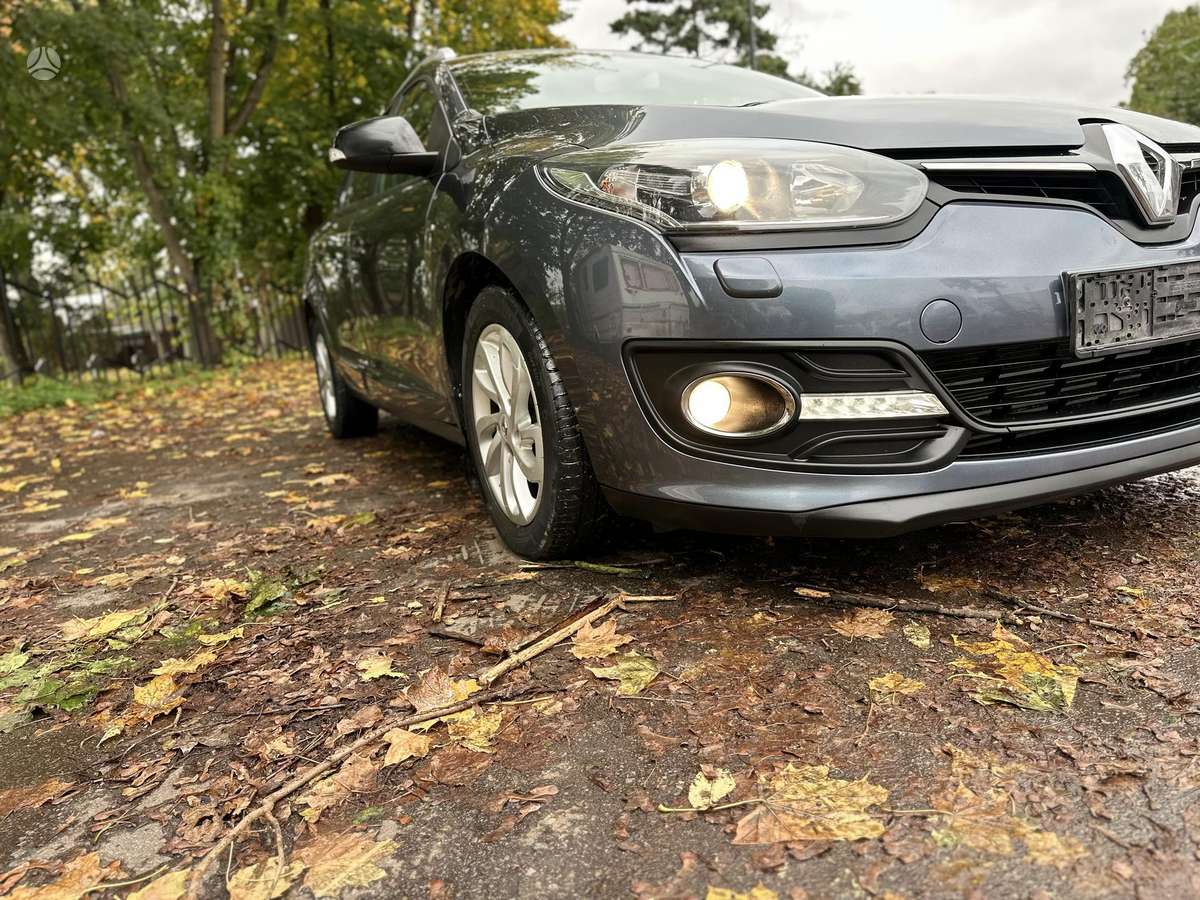 Renault Megane 2015 — photo 22