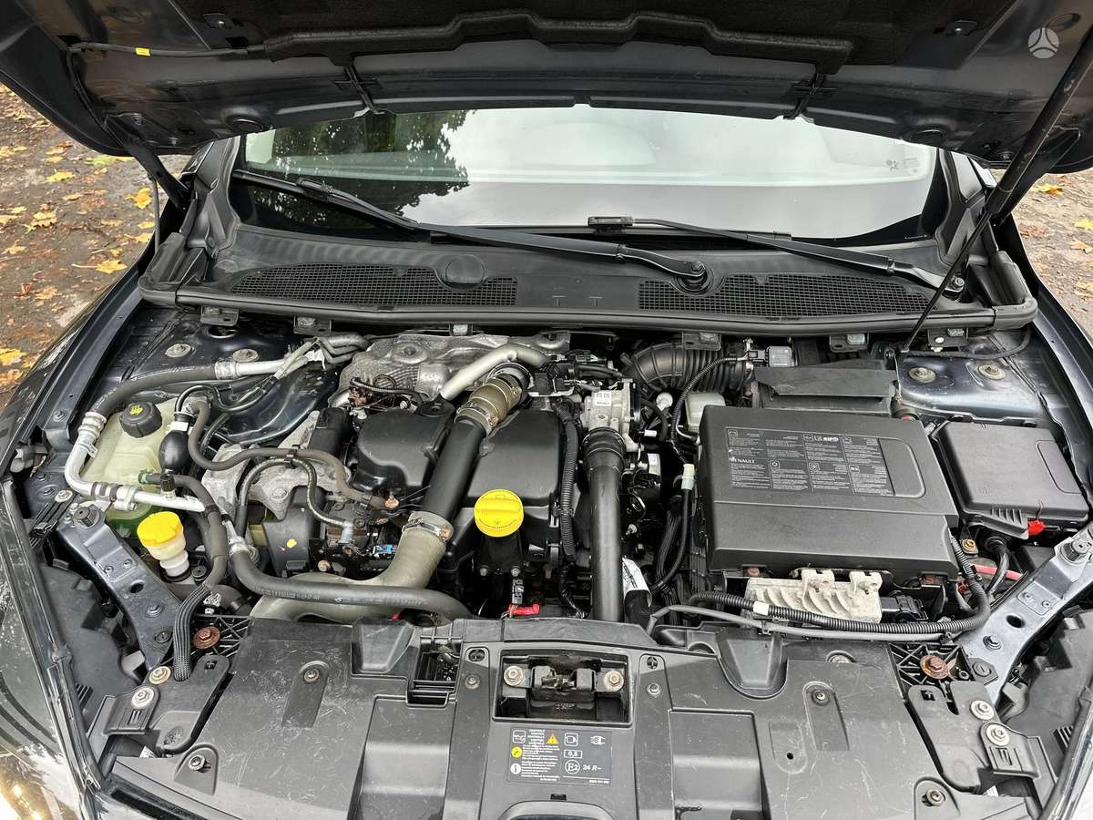 Renault Megane 2015 — photo 26