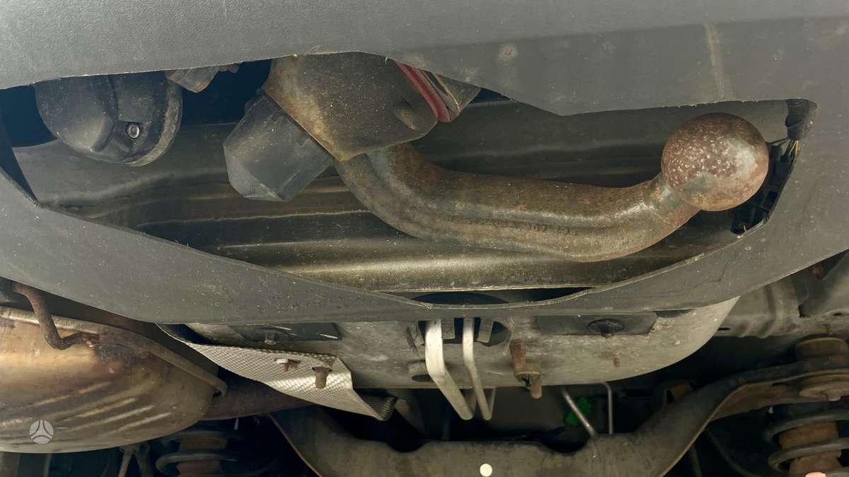 Ford Galaxy 2008 — photo 13