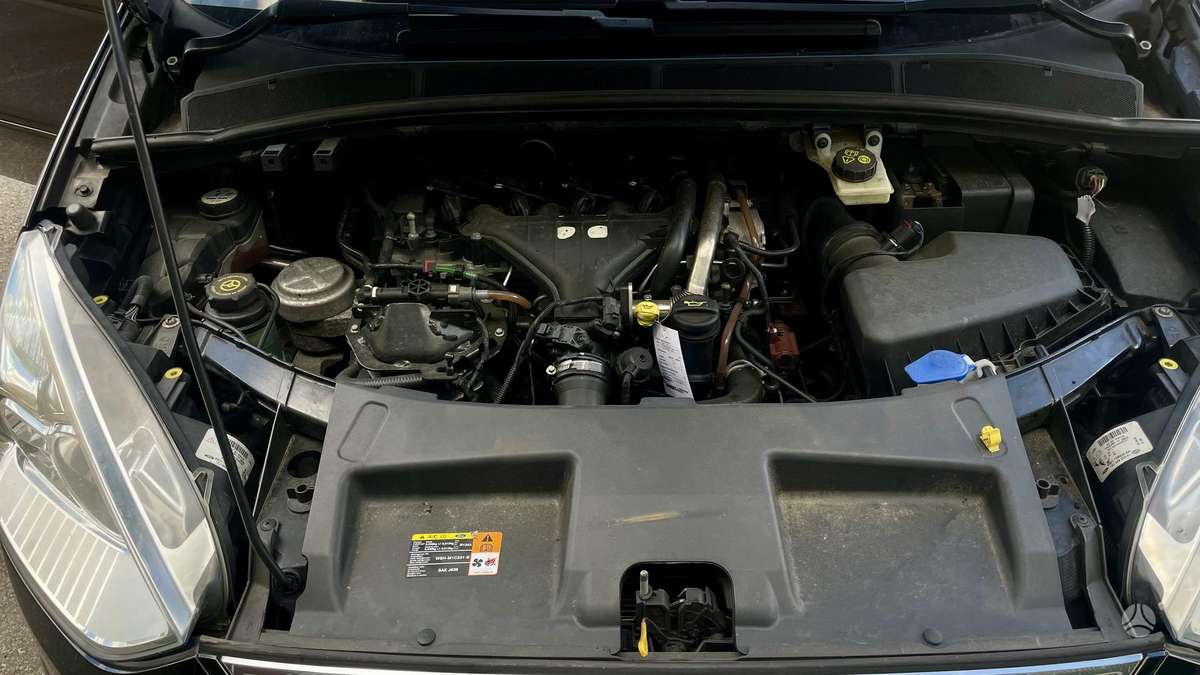 Ford Galaxy 2008 — photo 14