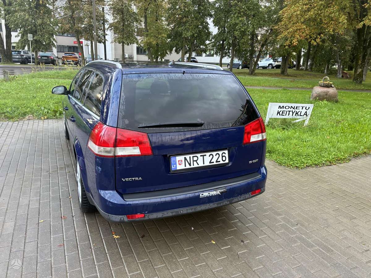 Opel Vectra 2007 — engine 1910 cm³, 120 HP (88kW)