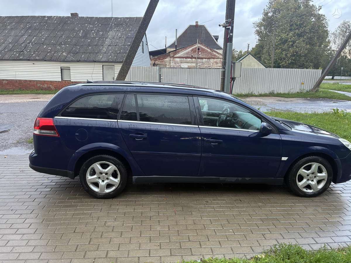Opel Vectra 2007 — photo 7