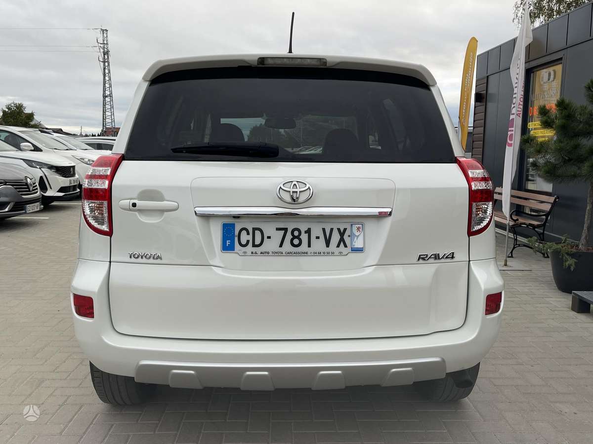 Toyota RAV4 2012 — photo 5