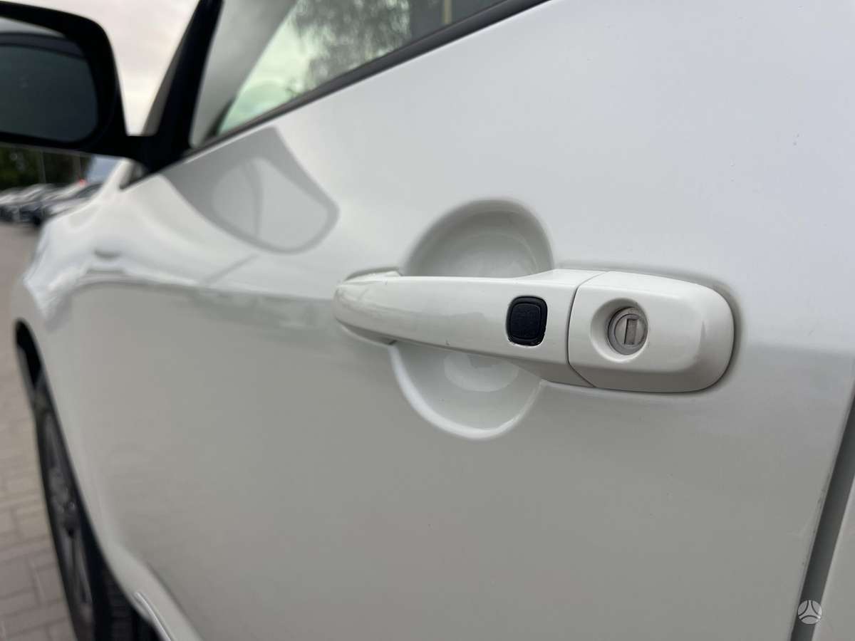 Toyota RAV4 2012 — photo 8