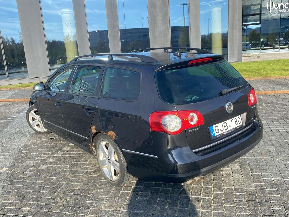 Volkswagen Passat 2009 — photo 24