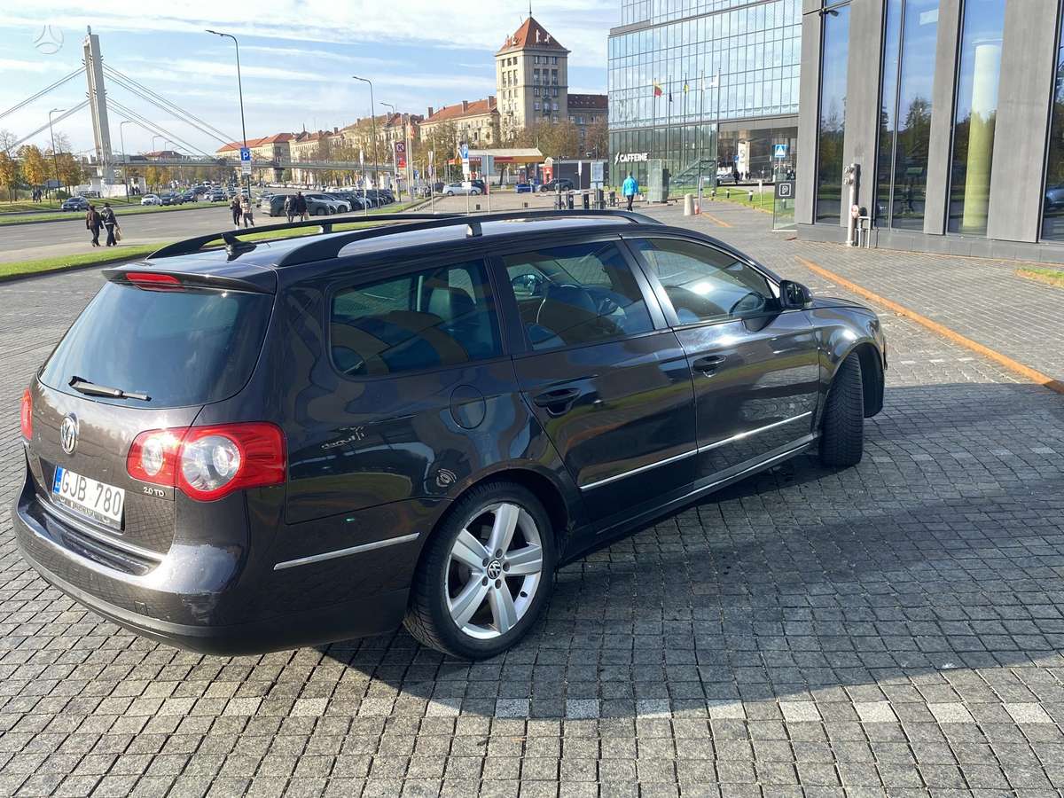 Volkswagen Passat 2009 — photo 25