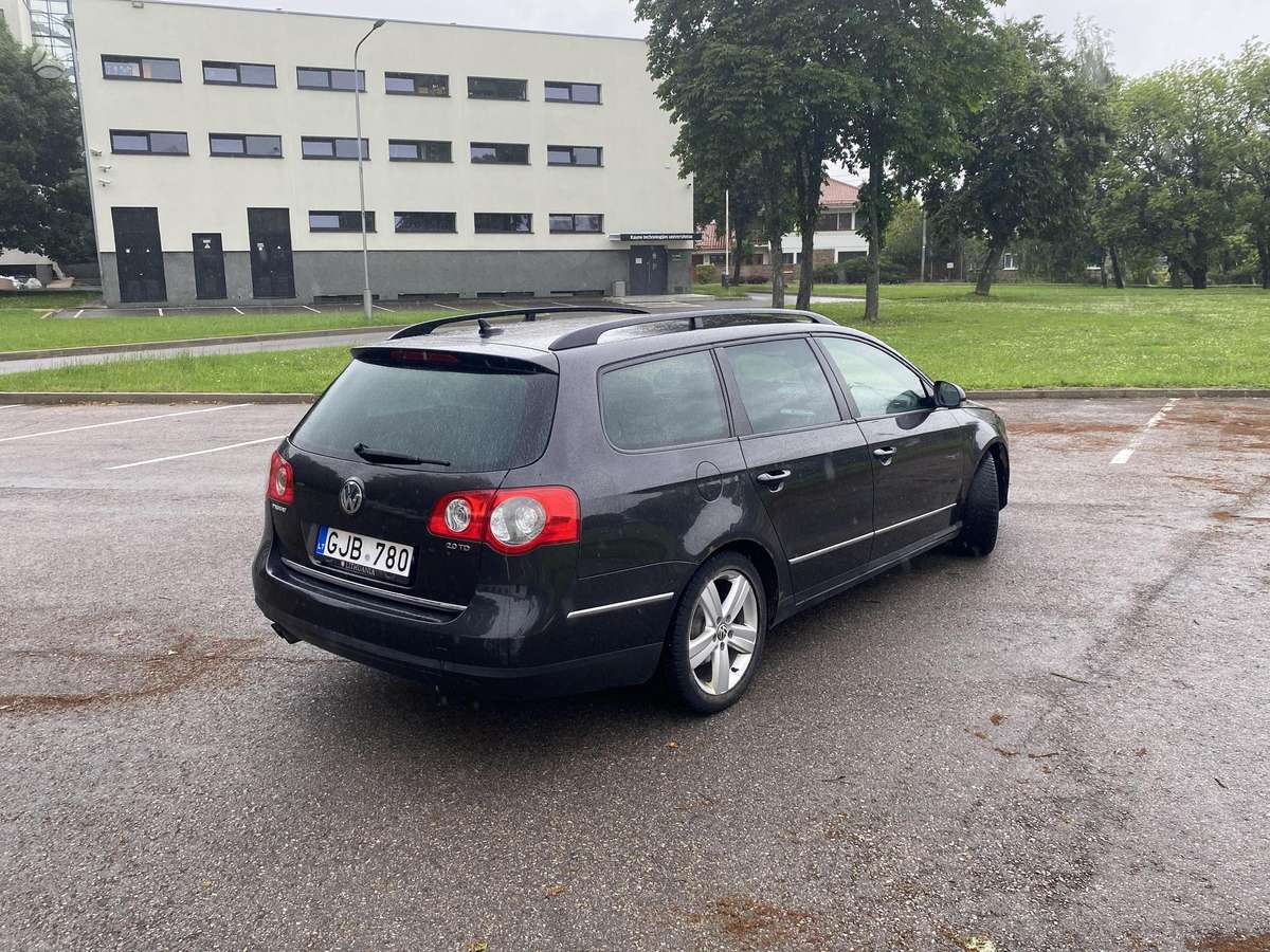 Volkswagen Passat 2009 — photo 8