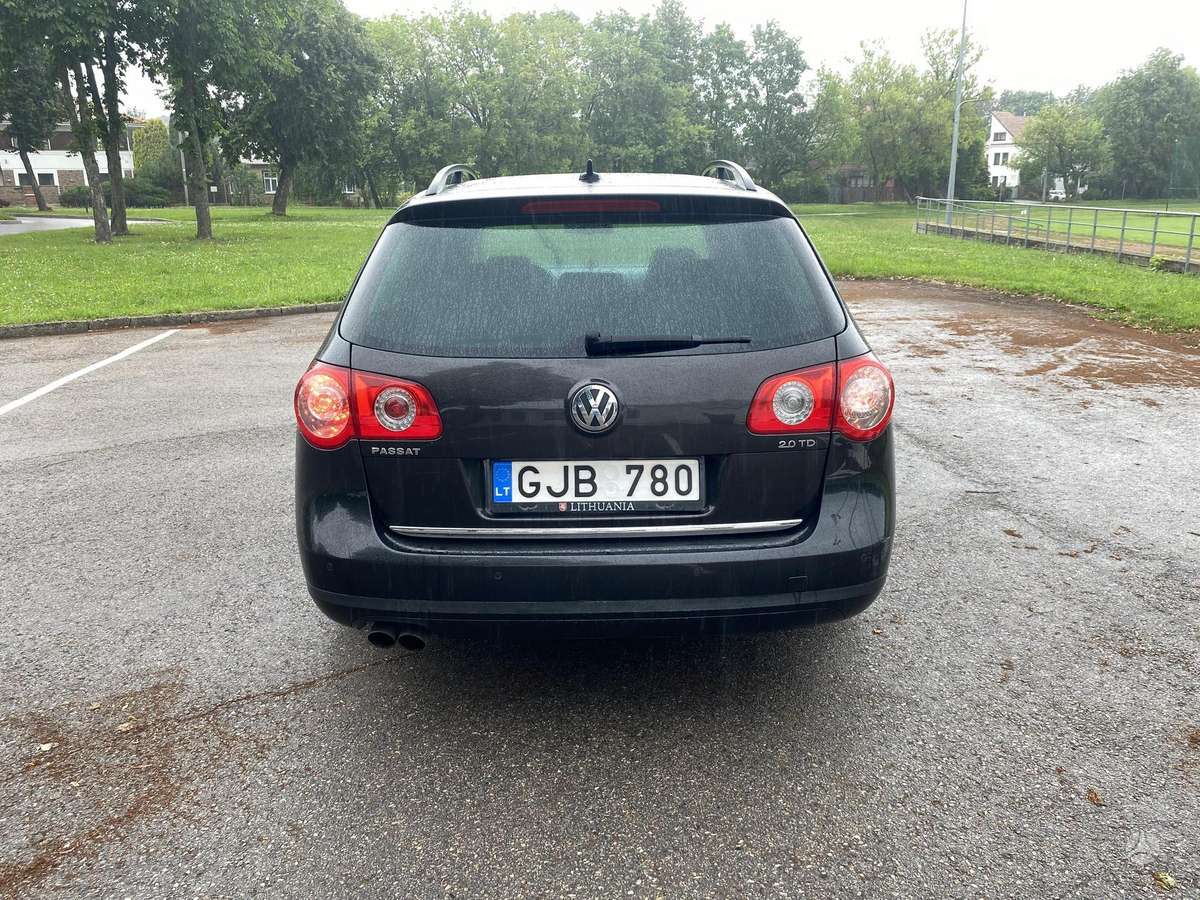 Volkswagen Passat 2009 — photo 9