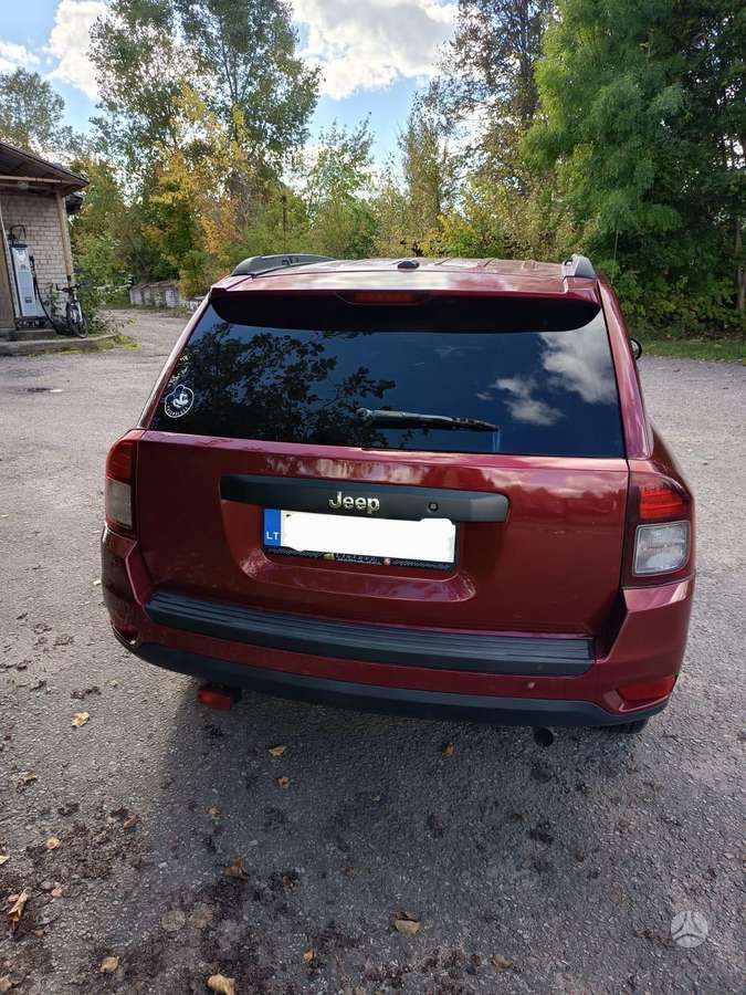 Jeep Compass 2014 — вигляд ззаду