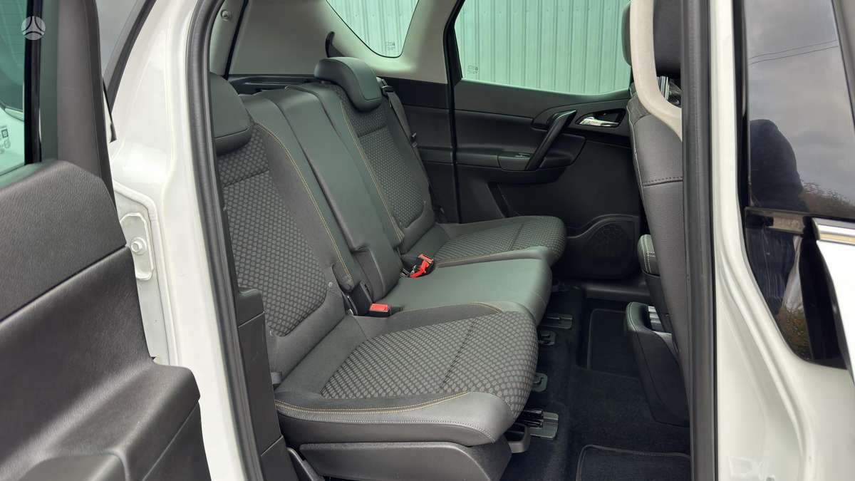 Opel Meriva 2015 — photo 14