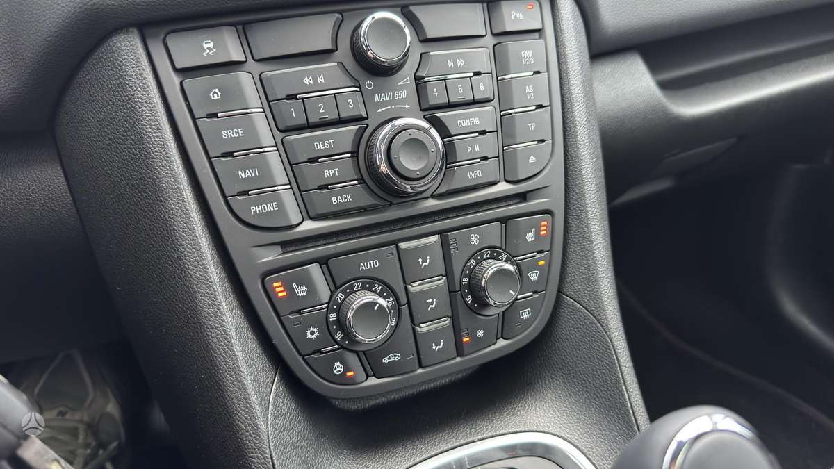 Opel Meriva 2015 — photo 18