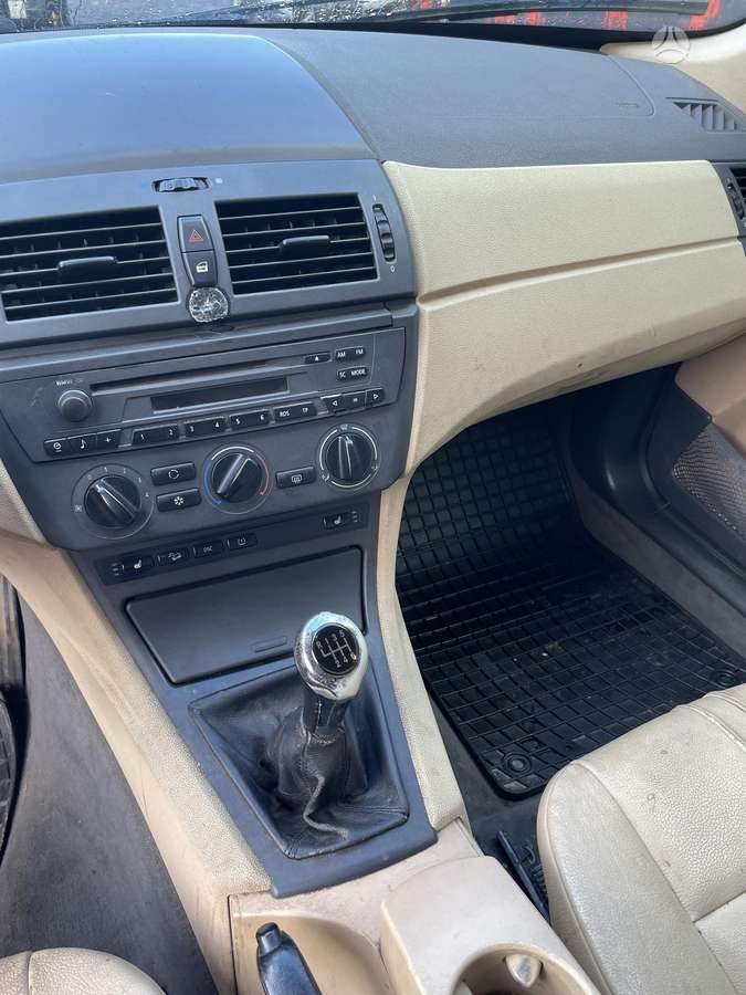 BMW X3 2004 — photo 7