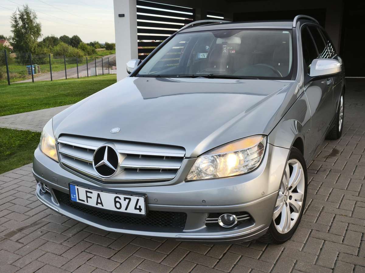 Mercedes-Benz C220, 2009