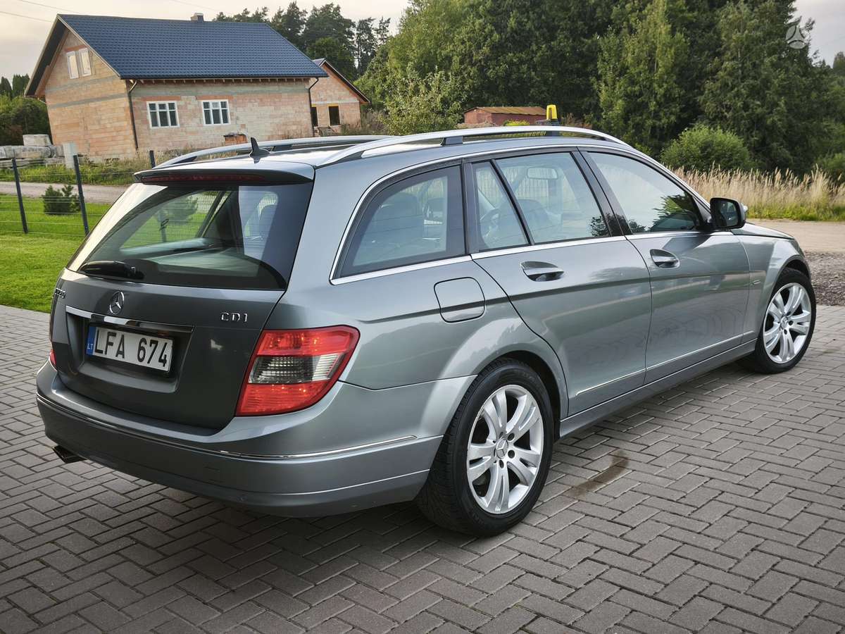 Mercedes-Benz C220 2009 — engine 2200 cm³, 170 HP (125kW)