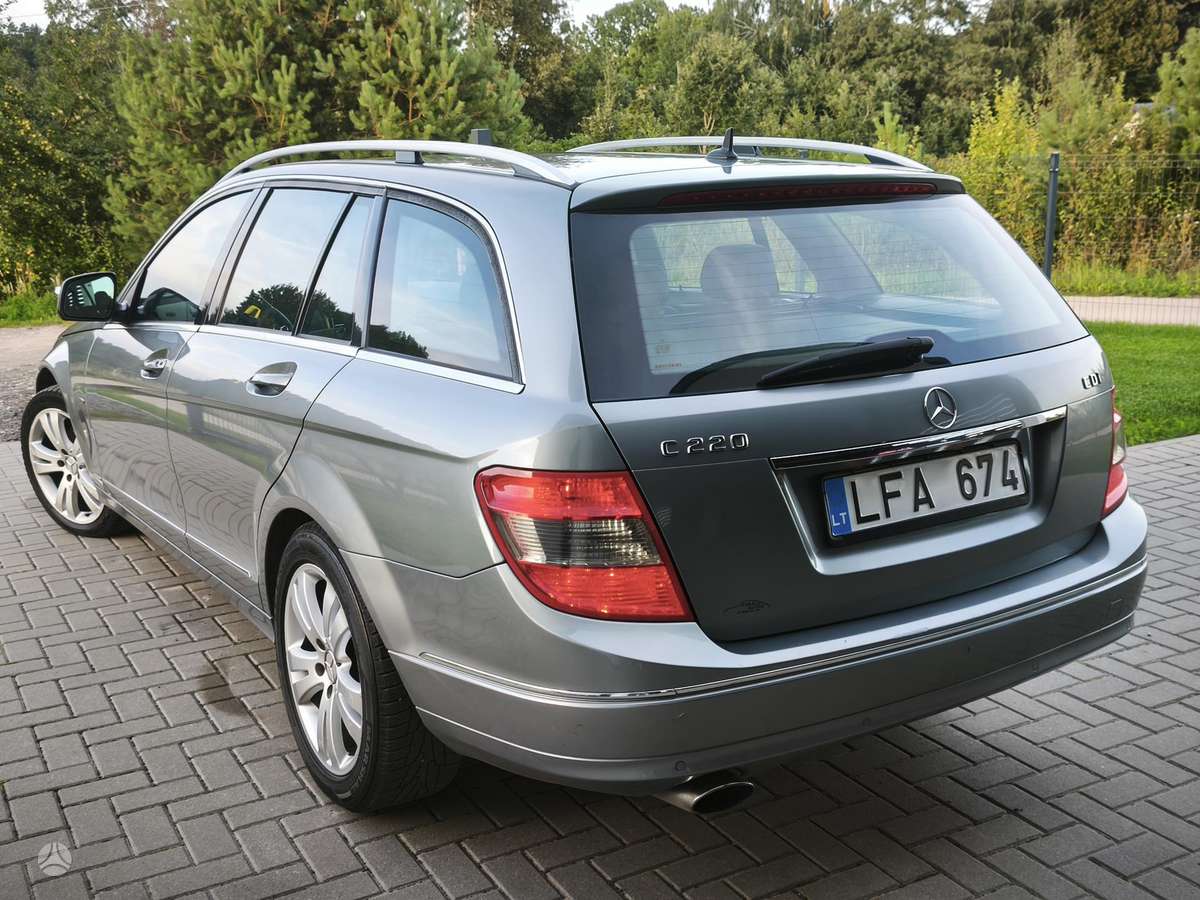 Mercedes-Benz C220 2009 — photo 6