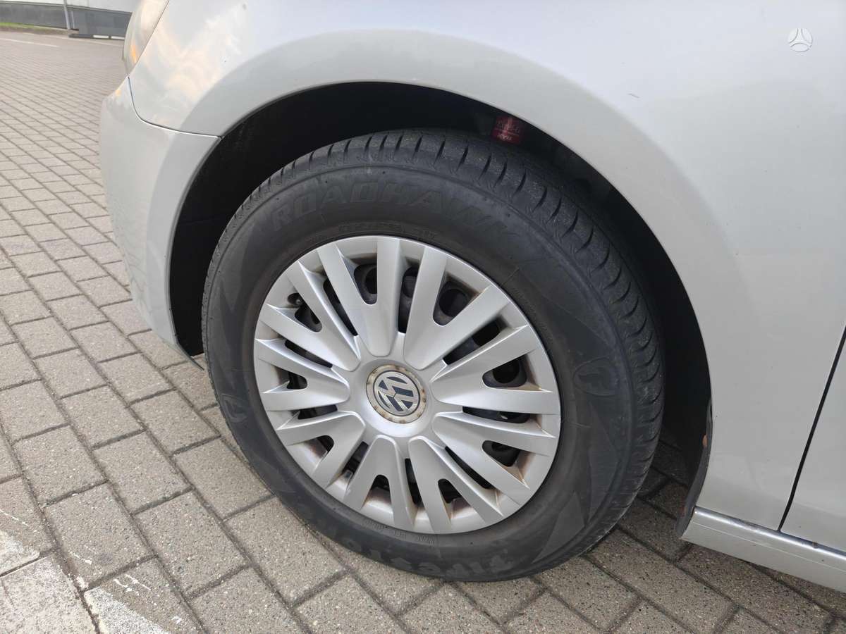 Volkswagen Golf 2012 — photo 11