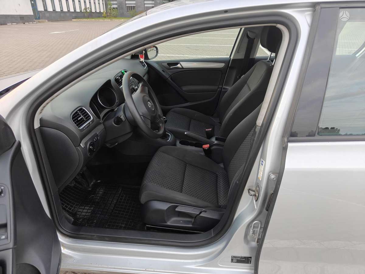 Volkswagen Golf 2012 — photo 7