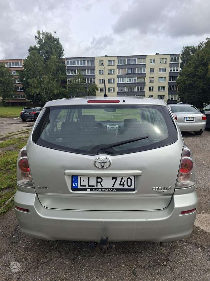 Toyota Corolla 2005 — photo 7