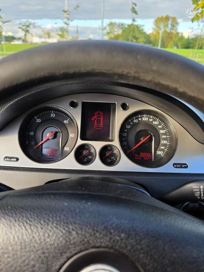 Volkswagen Passat 2008 — photo 19