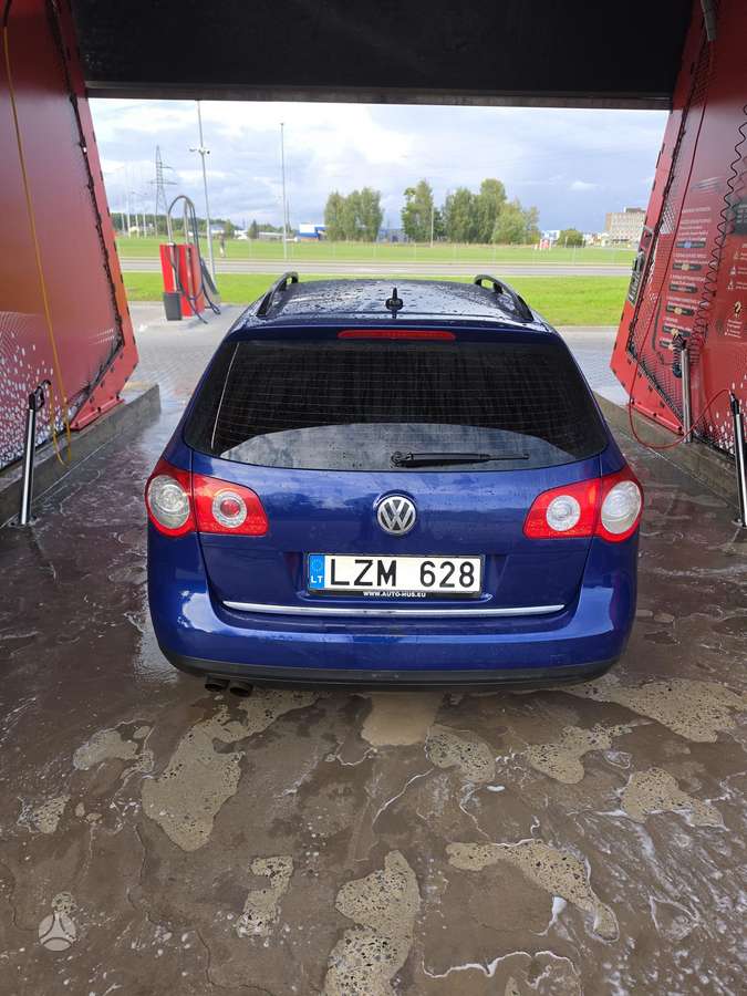 Volkswagen Passat 2008 — engine 1968 cm³, 140 HP (103kW)