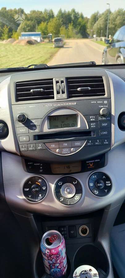 Toyota RAV4 2008 — photo 10