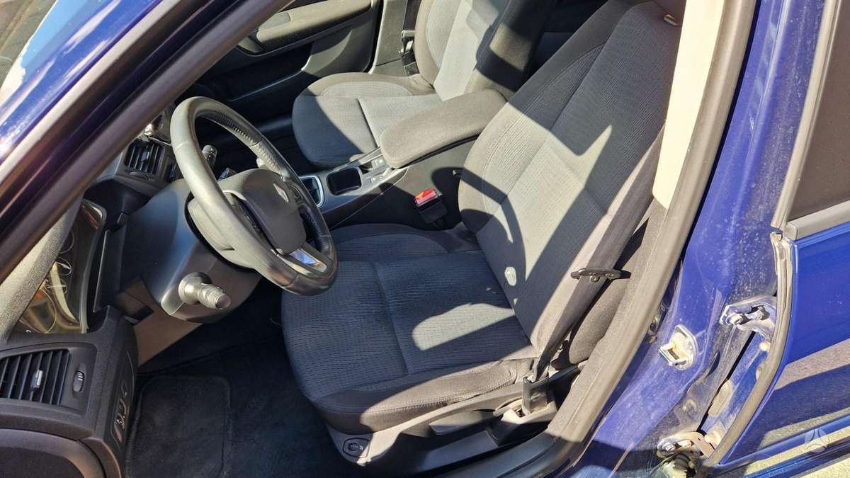 Renault Laguna, 2009
