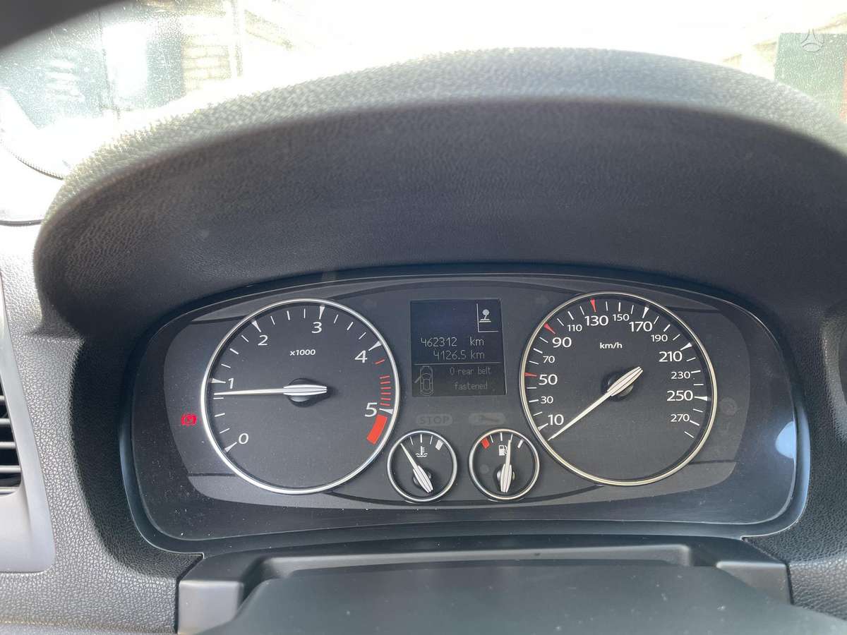 Renault Laguna 2009 — photo 15