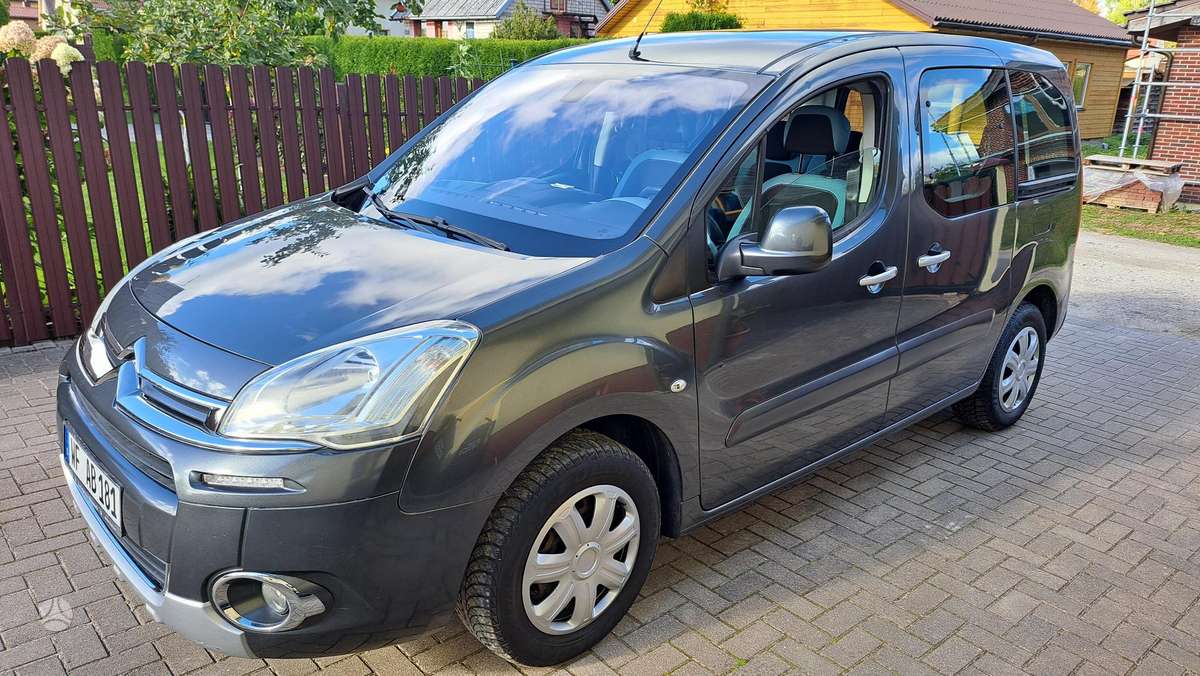 Citroen Berlingo 2014 — вигляд ззаду
