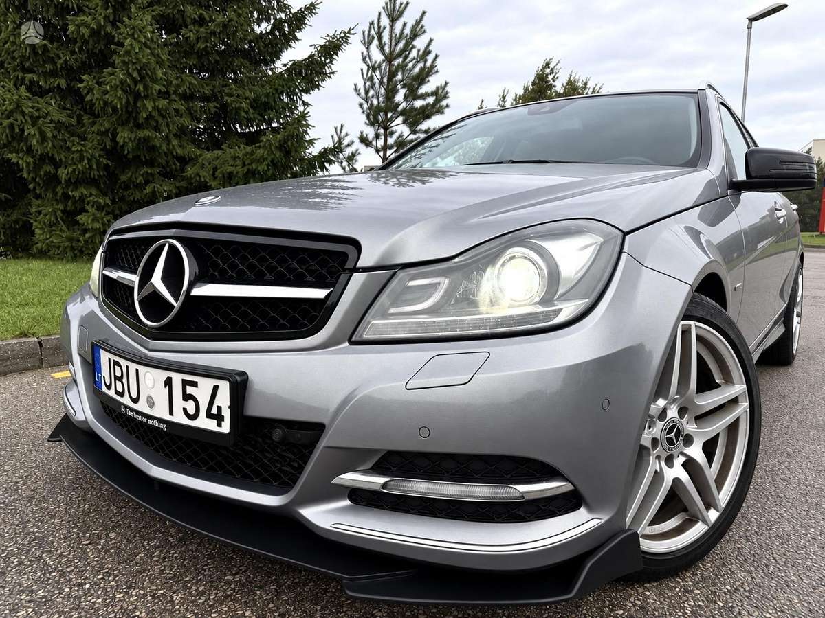 Mercedes-Benz C220, 2012