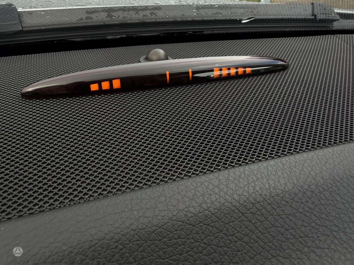 Mercedes-Benz C220 2012 — photo 11