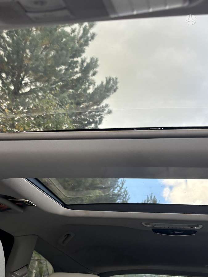 Mercedes-Benz E250 2010 — photo 12