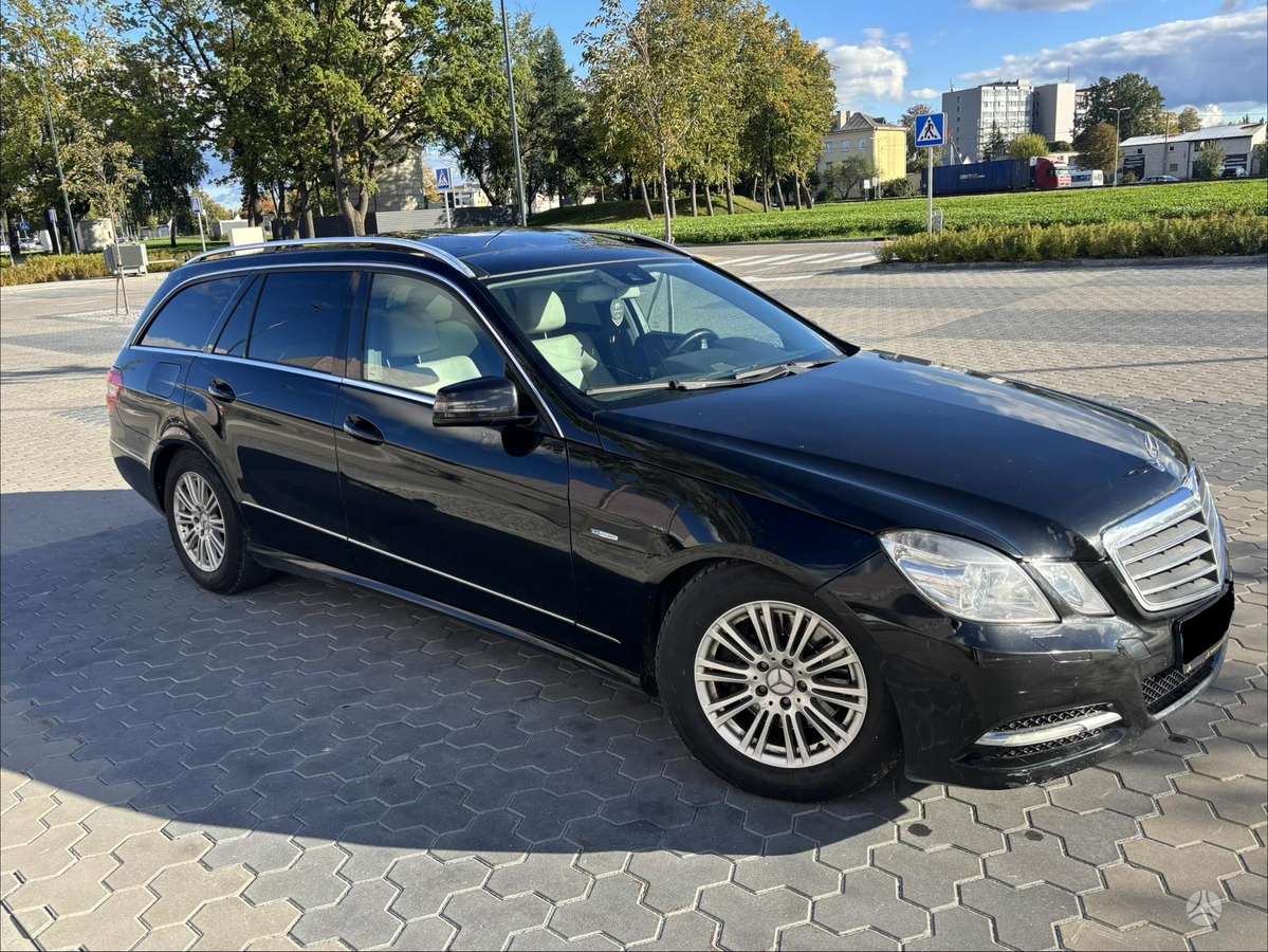 Mercedes-Benz E250 2010 — engine 2100 cm³, 204 HP (150kW)