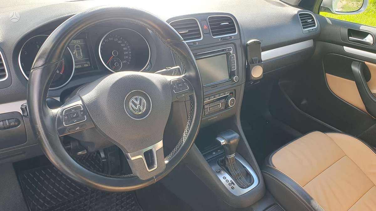 Volkswagen Golf 2010 — photo 13